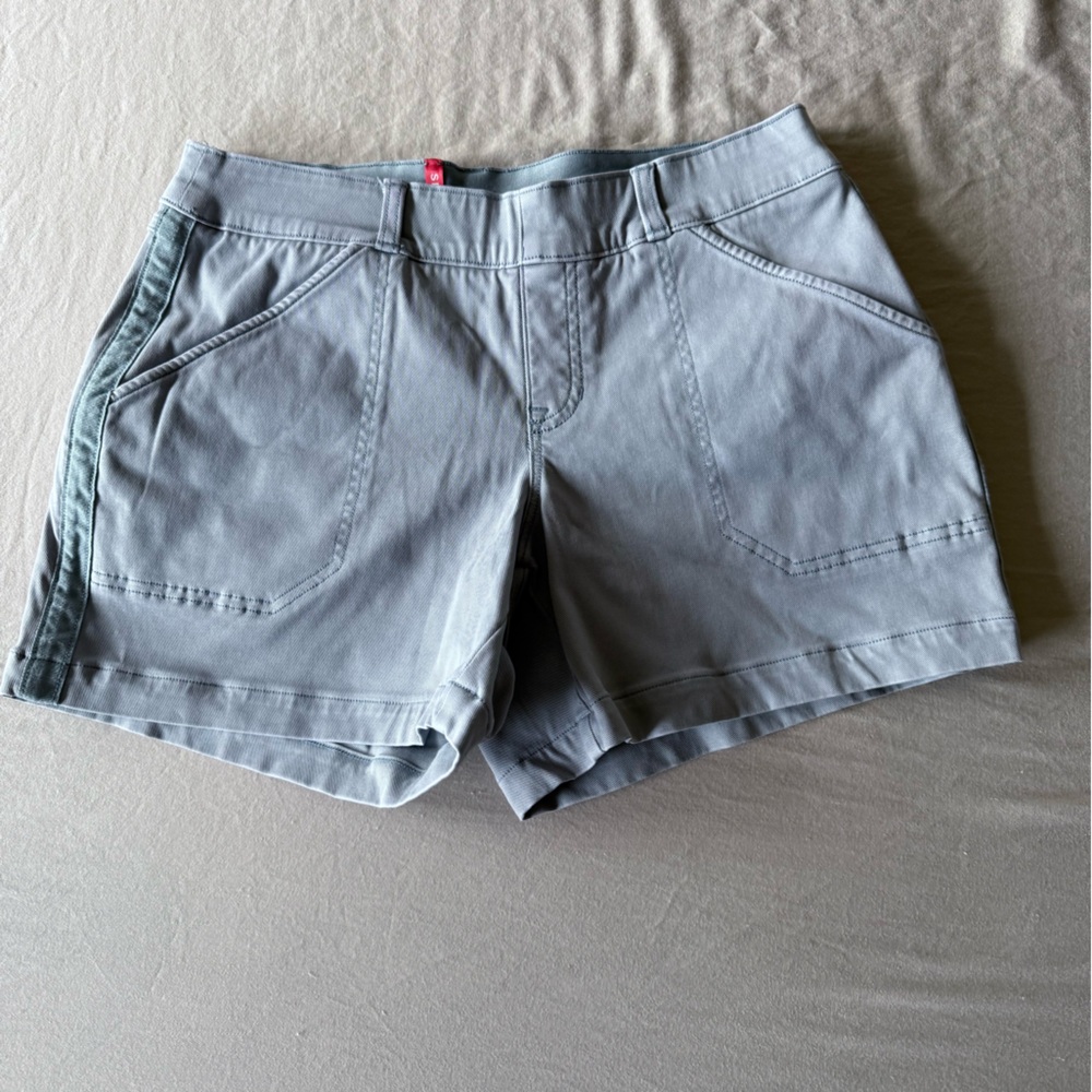 Spanx Women's Gray Shorts Med